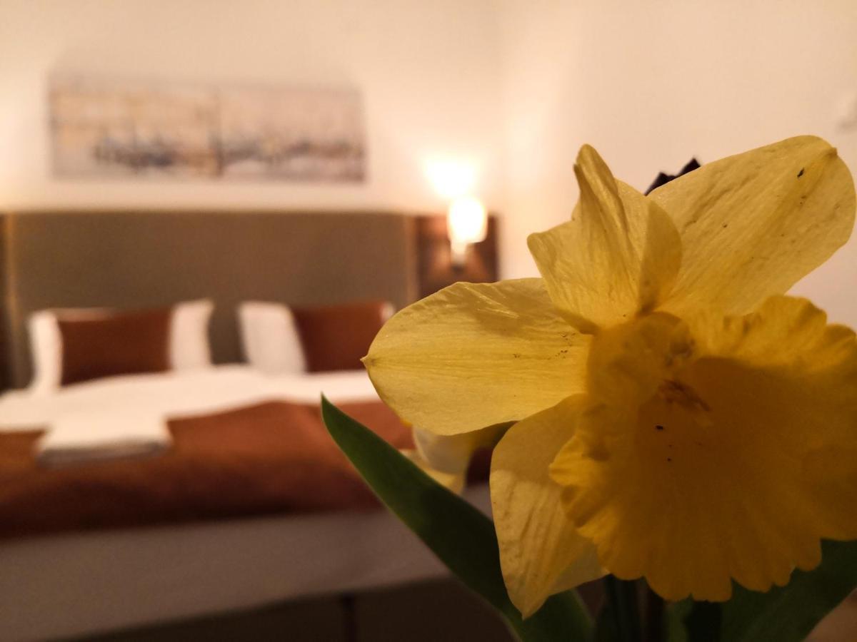 Laguna Panzio Bed & Breakfast